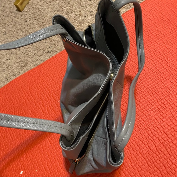 Vince Camuto magnetic clasp gray tote boho satchel with two handles GUC - Picture 6 of 9